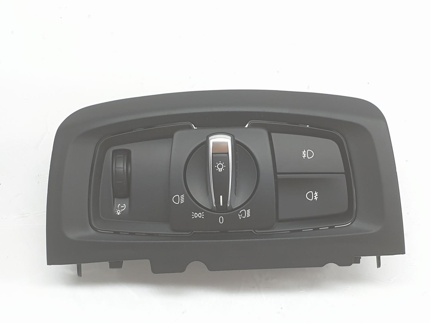 BMW X5 F15 (2013-2018) Headlight Switch Control Unit 6824888, 61316824888, 1212CD 19900631