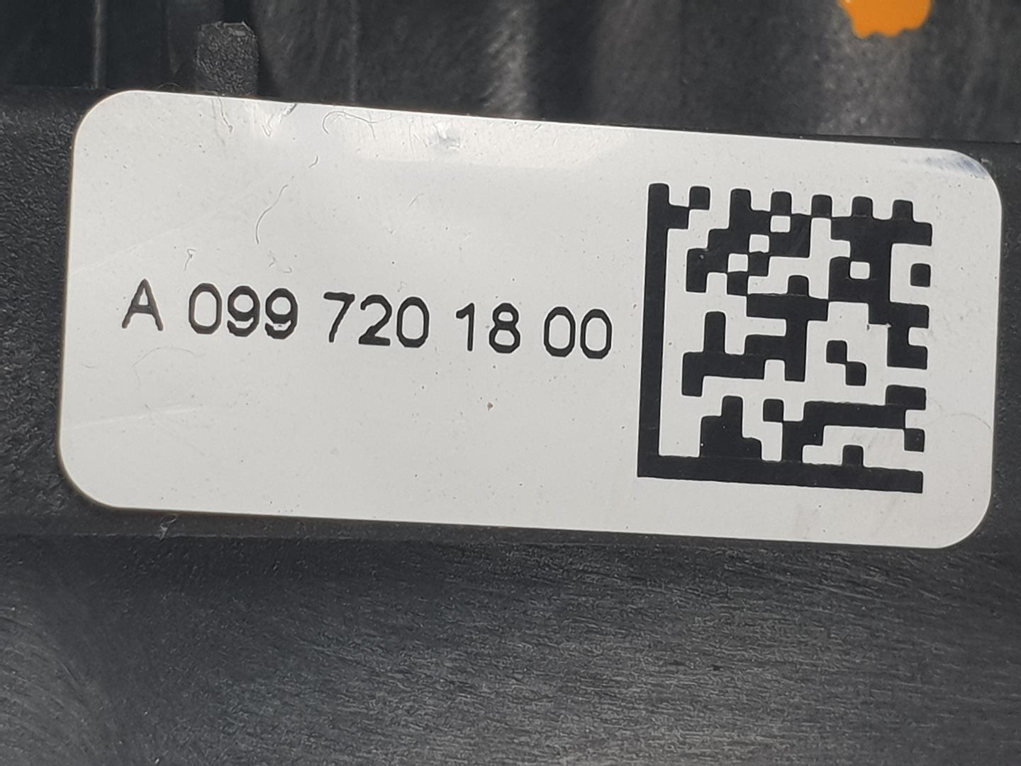 MERCEDES-BENZ C-Class W205/S205/C205 (2014-2023) Dørlås foran høyre A0997201800, A0997201800 23093552