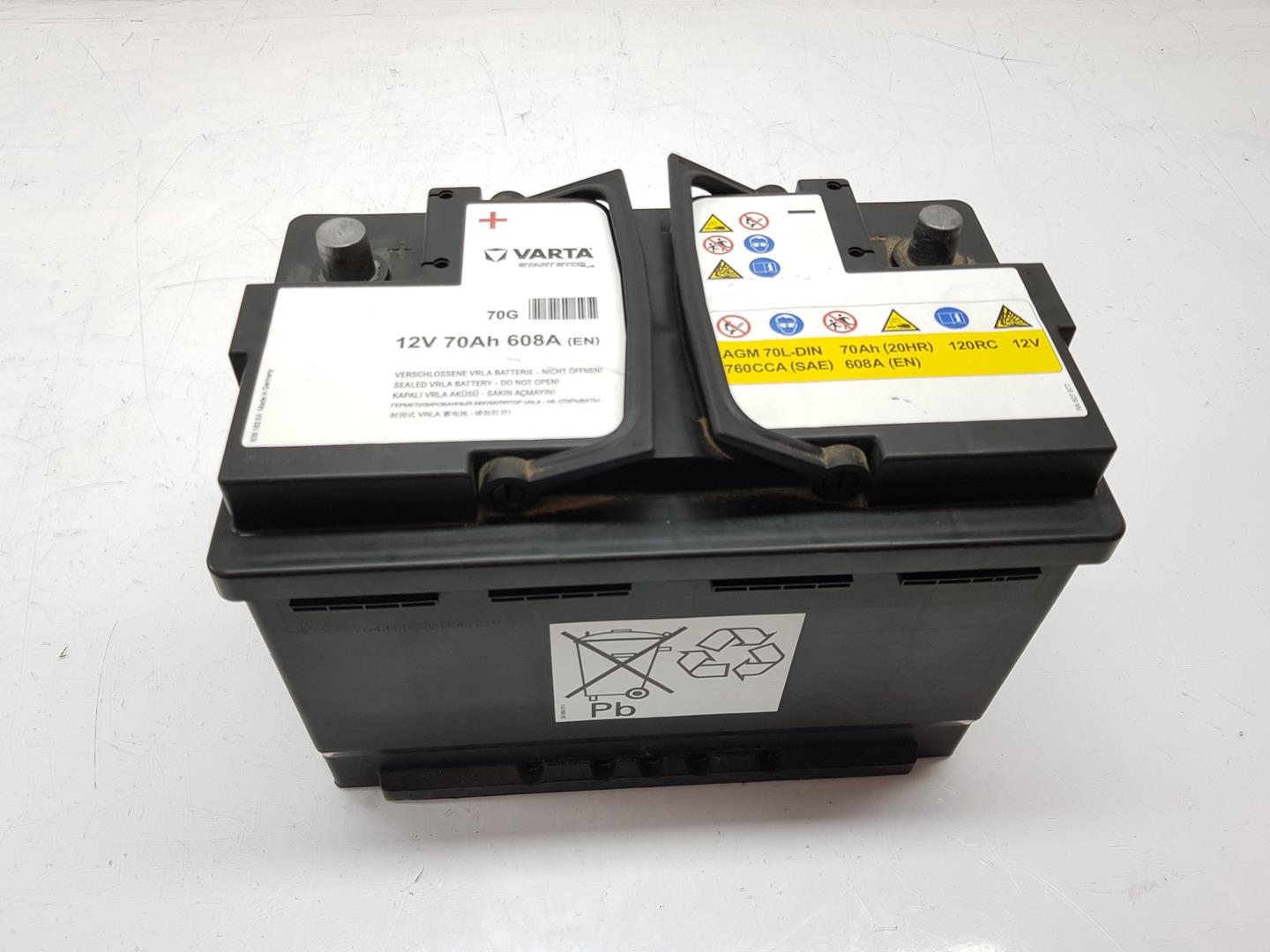 HYUNDAI i30 PD ( 3 generation) (2017-2024) Battery VARTA, AGM70 24238409