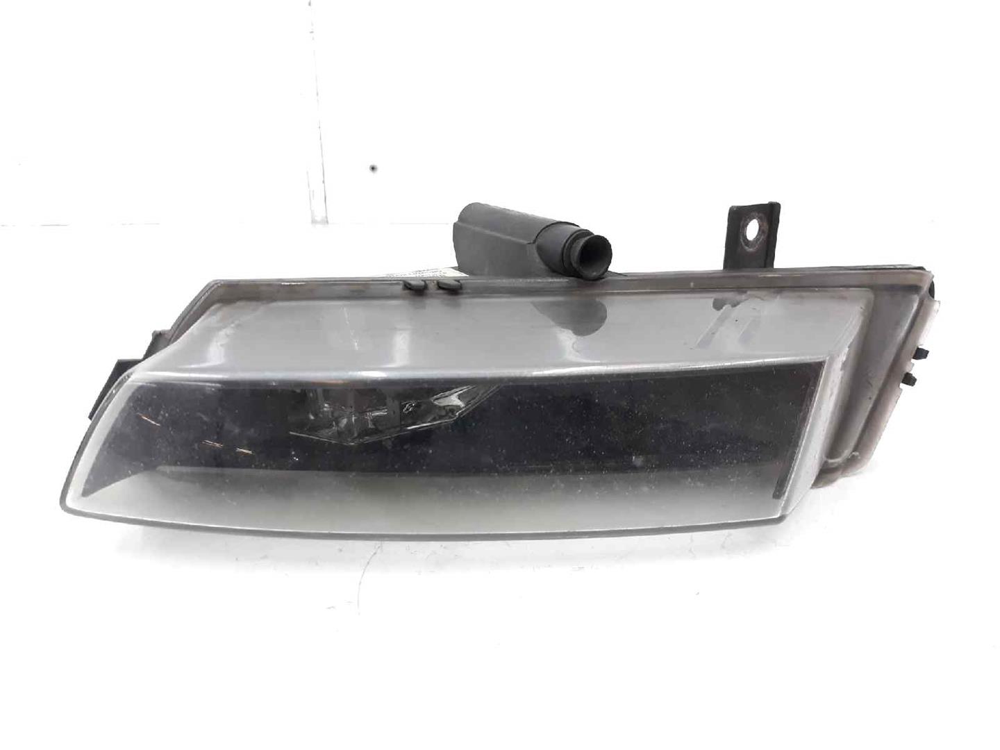 BMW 1 Series E81/E82/E87/E88 (2004-2013) Левая противотуманка переднего бампера 63177181287,0305084001,7181287 19671807