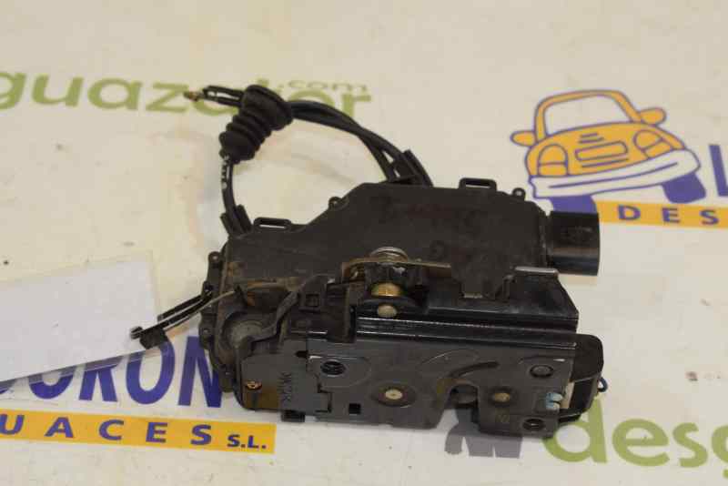 VOLKSWAGEN Bora 1 generation (1998-2005) Front Right Door Lock 3B1837016A 19557864