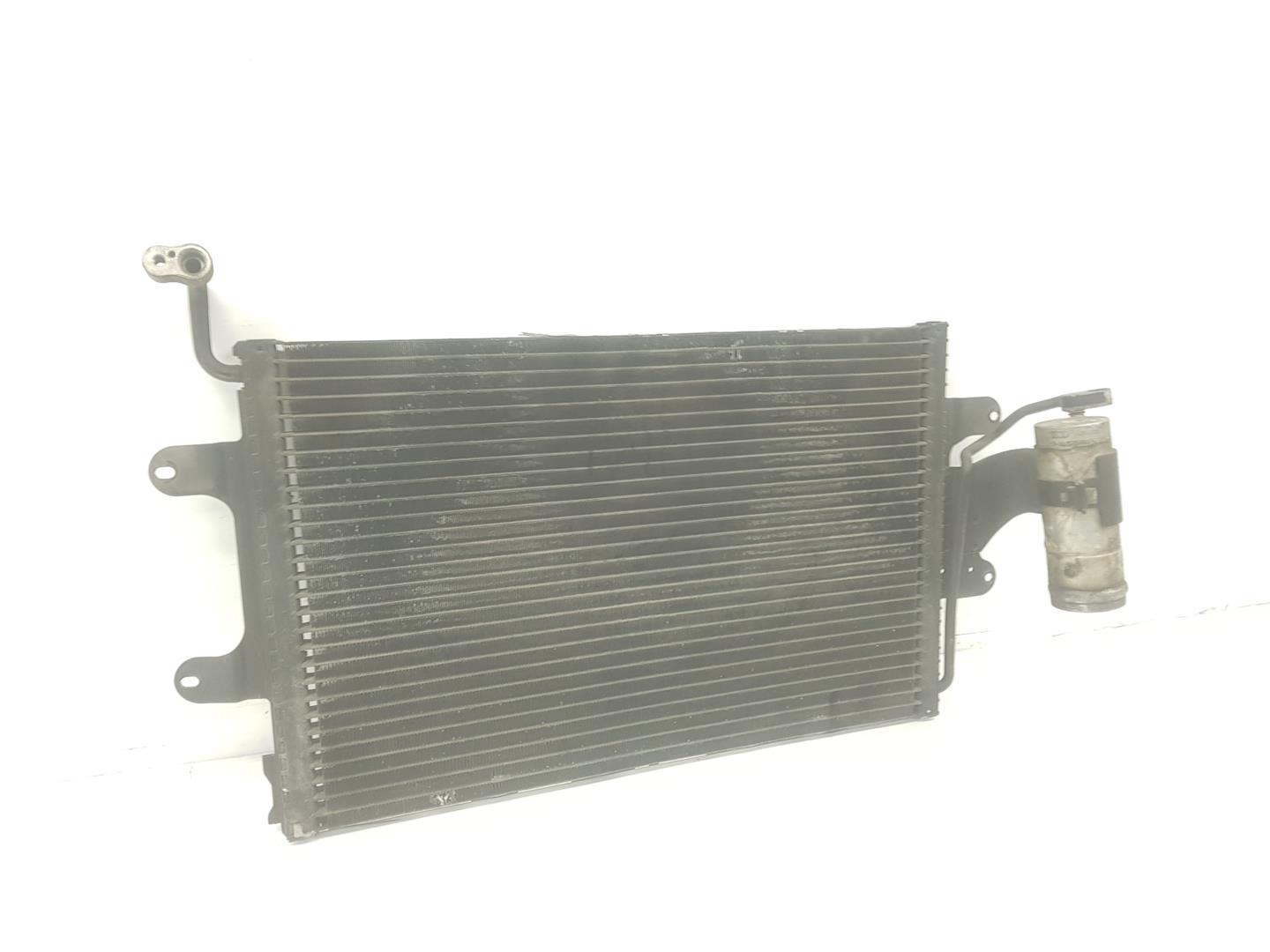 SEAT Ibiza 2 generation (1993-2002) Aušinimo radiatorius 6K0820411,6K0820411 19852574