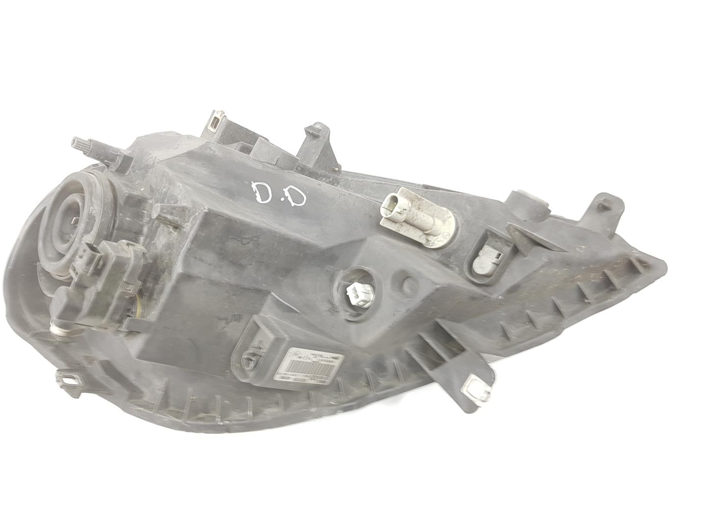 RENAULT Trafic 2 generation (2001-2015) Front Right Headlight 8200701356, 8200701356 19862633