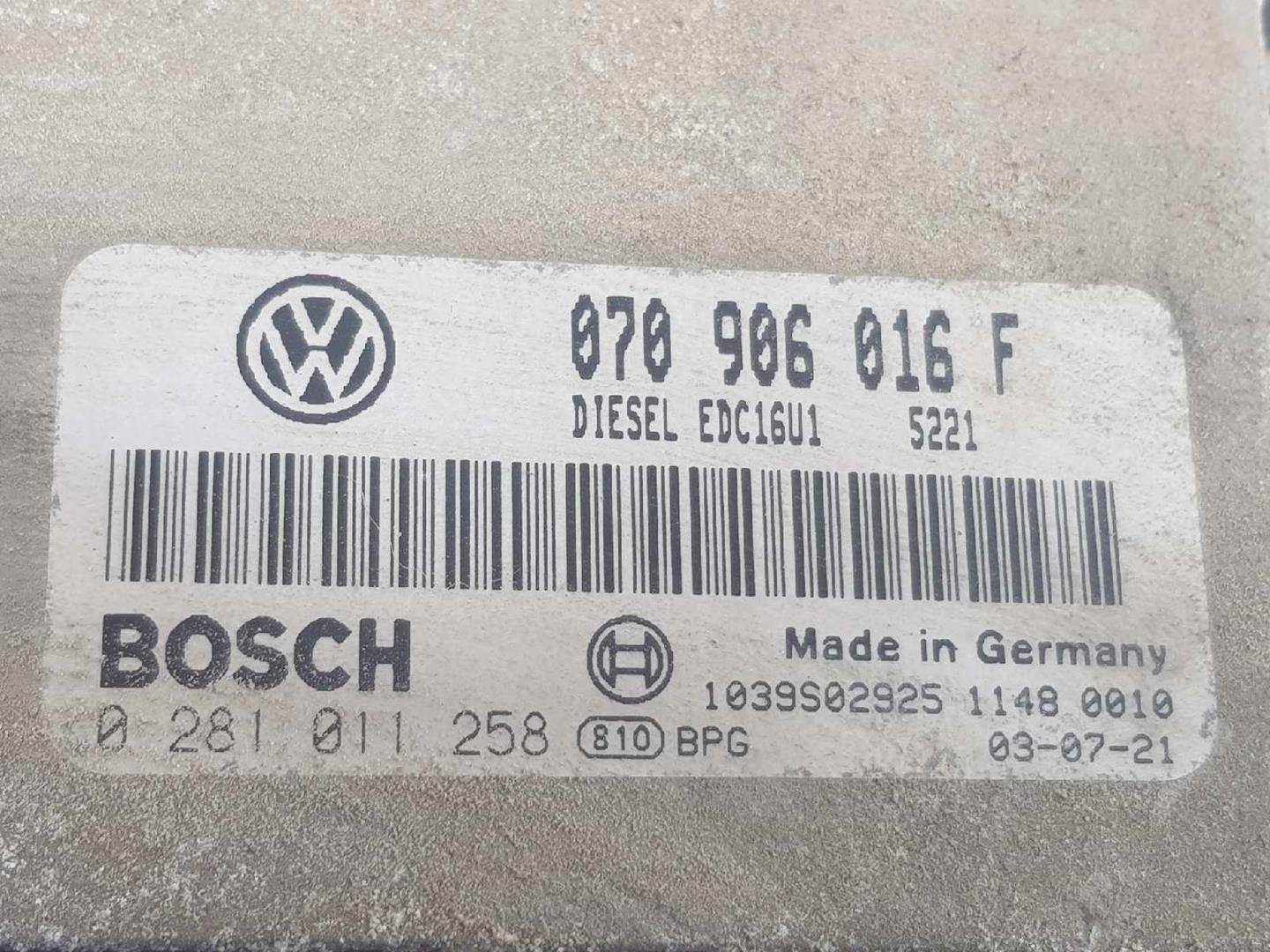 VOLKSWAGEN Touareg 1 generation (2002-2010) Engine Control Unit ECU 070997016F,070997016F 19720668