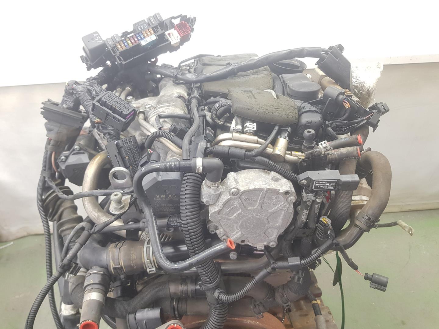 AUDI A4 B8/8K (2011-2016) Двигатель CAGA 24390529