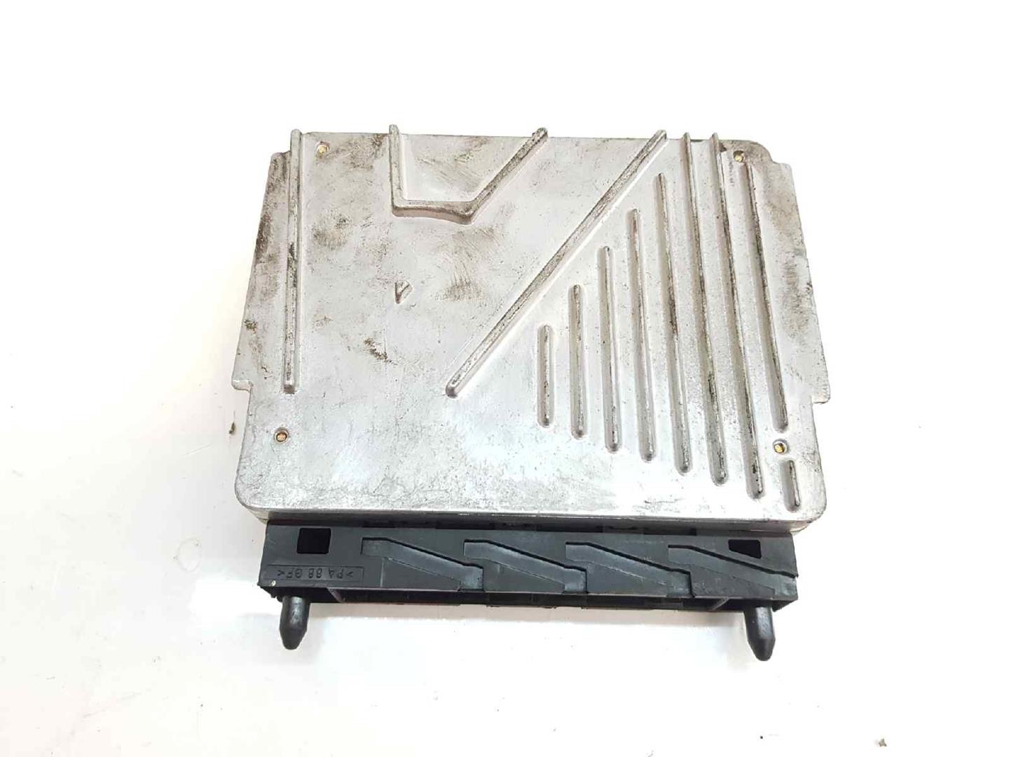 VOLVO S60 1 generation (2000-2009) Motora vadības bloks MB0797008831 19681033