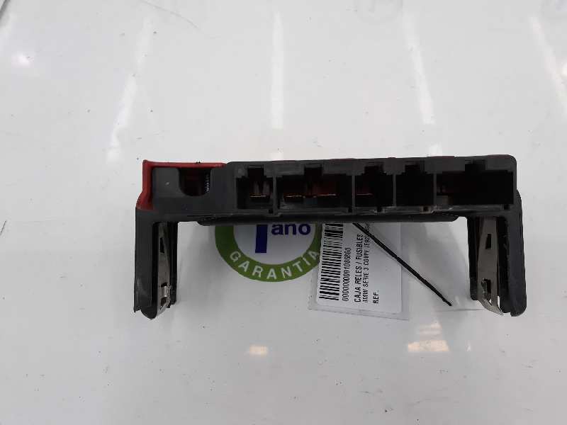 BMW 3 Series E90/E91/E92/E93 (2004-2013) Fuse Box 61146942912, 6942912, 61146971370 19645565