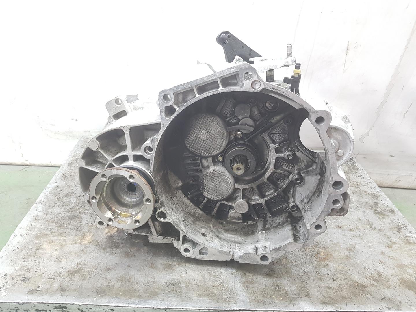 VOLKSWAGEN Golf 7 generation (2012-2024) Gearbox PGT,02Q300050E,02Q300050EX 19883857