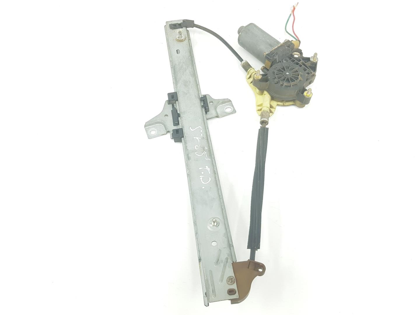 TOYOTA Avensis 2 generation (2002-2009) Regulator de geam ușă dreapta spate 6983005060,6983005060,ELEVALUNASCONMOTOR 19930239