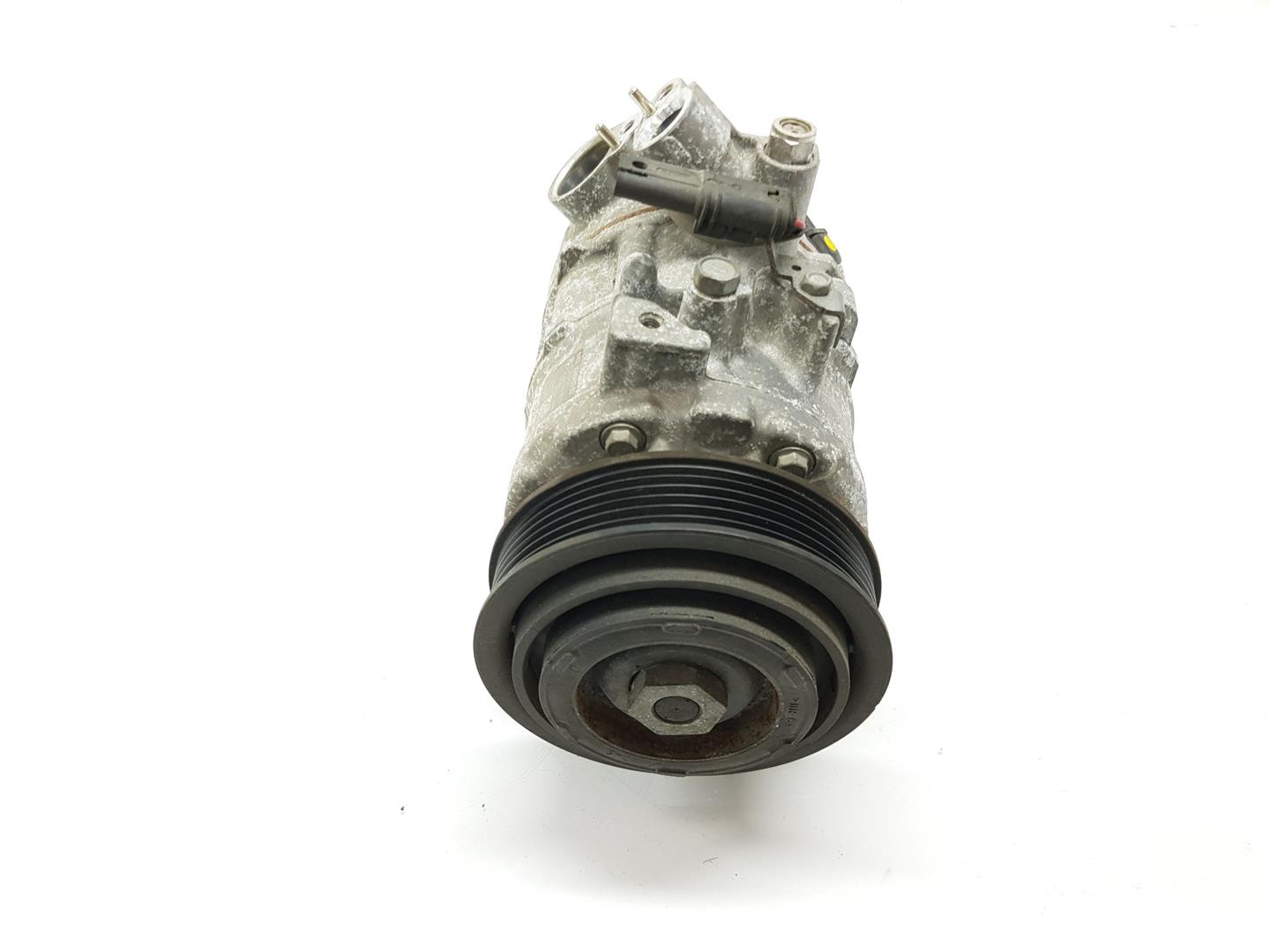 BMW 1 Series F20/F21 (2011-2020) Hасос кондиционера 64529330831, 9330831 24826033