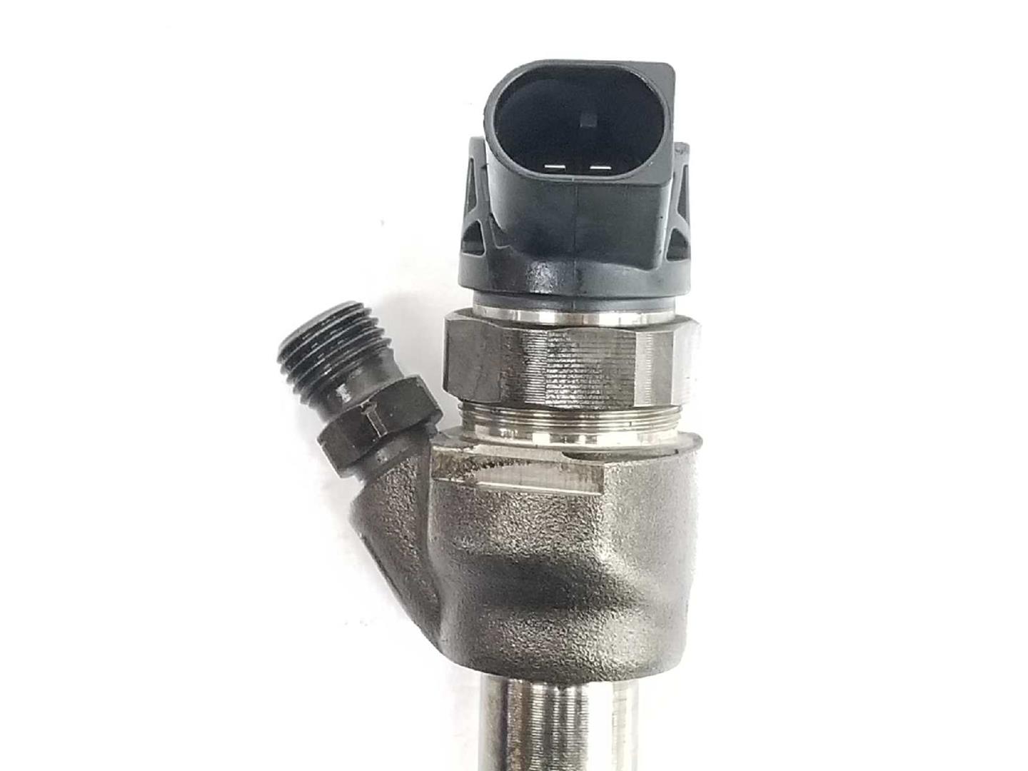 BMW 3 Series F30/F31 (2011-2020) Fuel Injector 13538514146,0445110613,85141467Y8B7E7 24100410