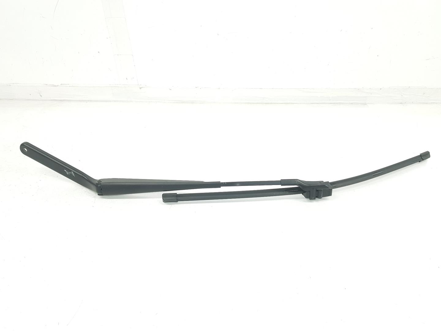 BMW X5 E70 (2006-2013) Front Wiper Arms 61619449954, 61619449954 24228538