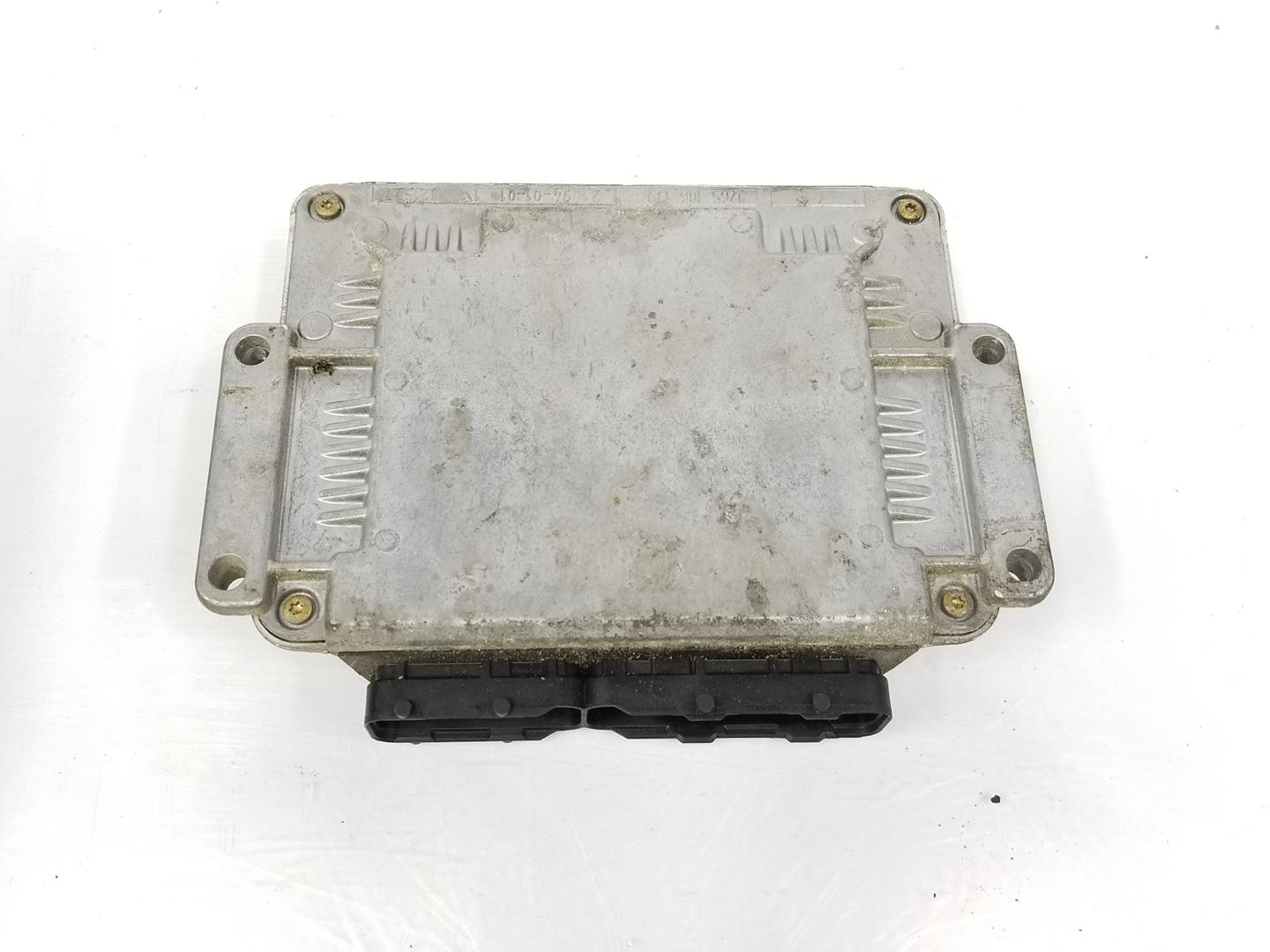 RENAULT Megane 2 generation (2002-2012) Engine Control Unit ECU 8200049306, 8200049306 19808364