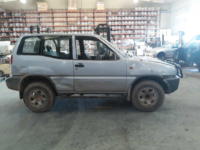 FORD Terrano 2 generation (1993-2006) Передняя правая дверь 801000F030, 801000F030, COLORGRIS 19810083