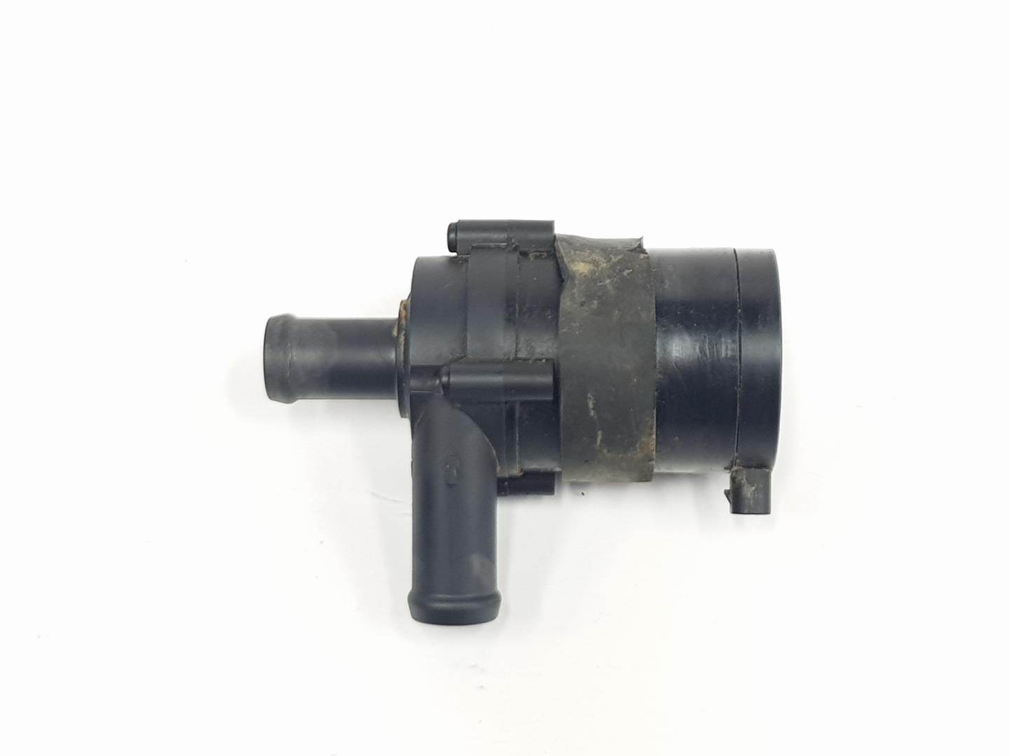 BMW 4 Series F32/F33/F36 (2013-2020) Circulation Water Motor 702671310, 9021337B 24155905