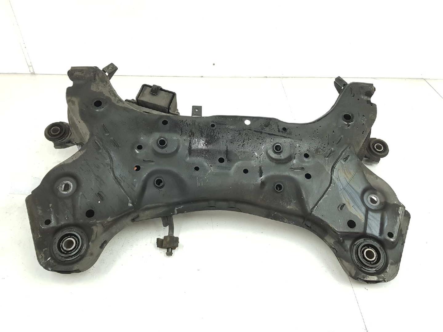 HYUNDAI i40 VF (1 generation) (2011-2020) Priekinis traversas 624013Z750,624053Z750 24548869