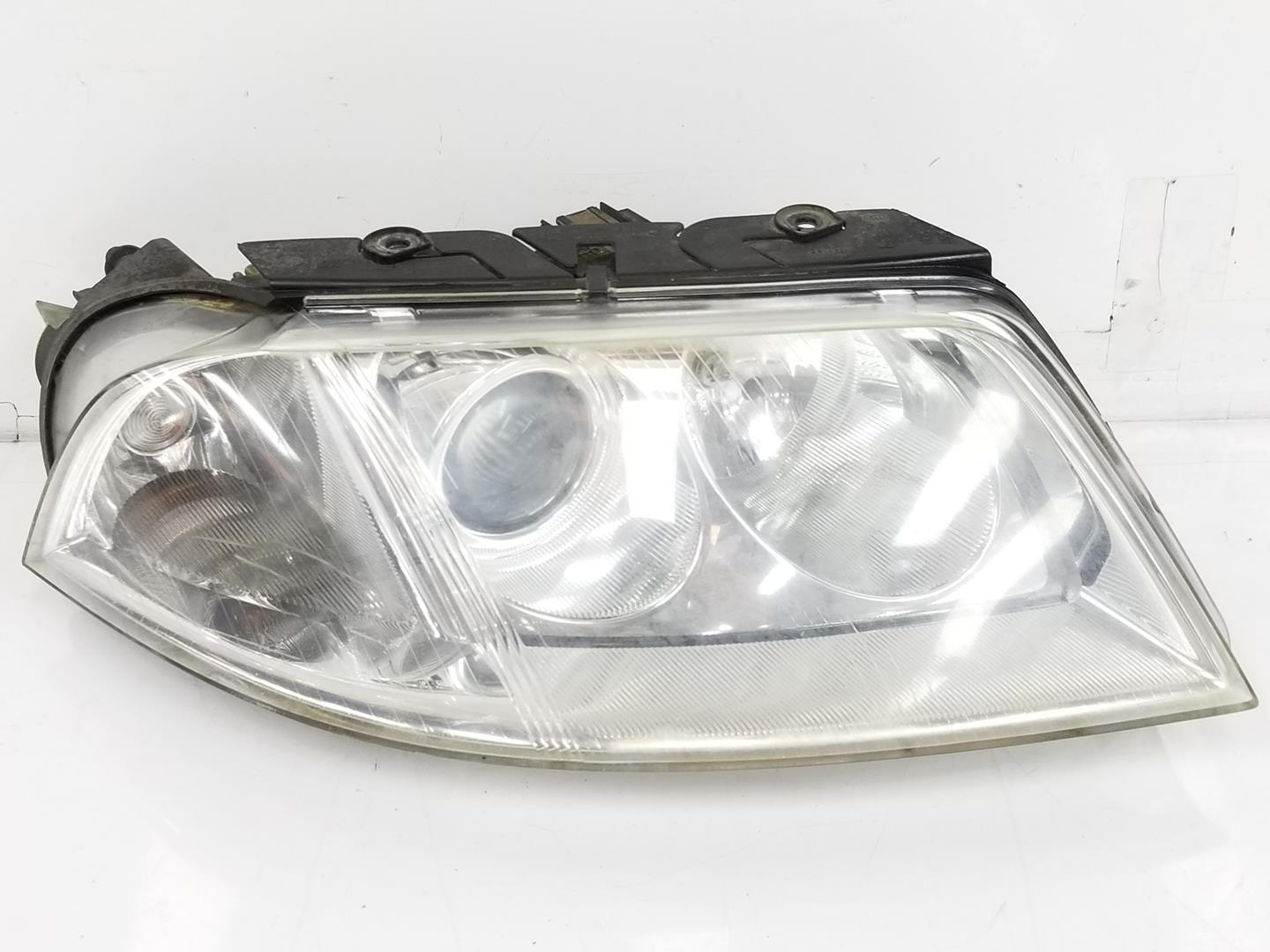 VOLKSWAGEN Passat B5 (1996-2005) Front Right Headlight 3B0941016AN,3B0941016AN 24145317