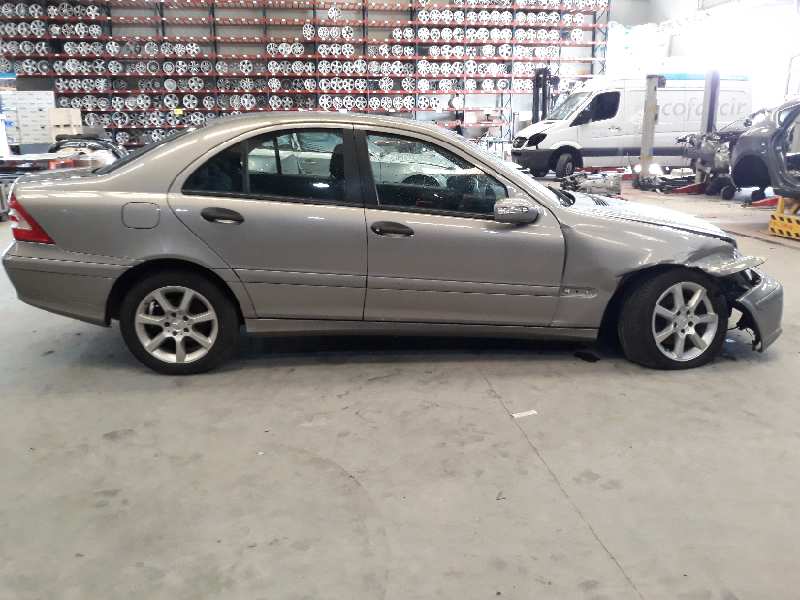 MERCEDES-BENZ C-Class W203/S203/CL203 (2000-2008) Alte unități de control A2038202185,A2038202185 19633536