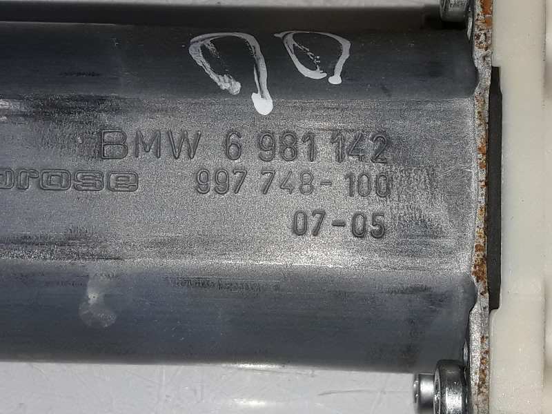 BMW 5 Series E60/E61 (2003-2010) Front Right Door Window Control Motor 6981142, 67626981142 19653369