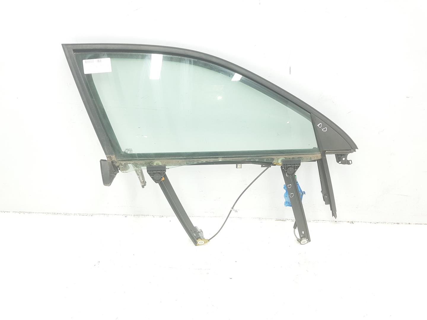 SEAT Exeo 1 generation (2009-2012) Priekinių dešinių durų stiklo pakelėjas 8E0837462C, 8E0837462C 19872226