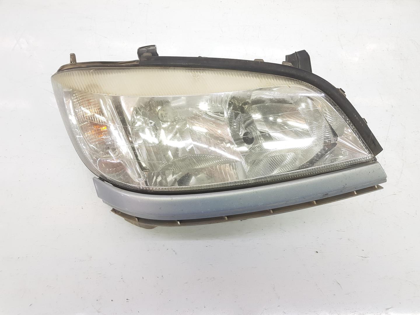OPEL Corsa B (1993-2000) Front Right Headlight 9118792, 1216276 19785456