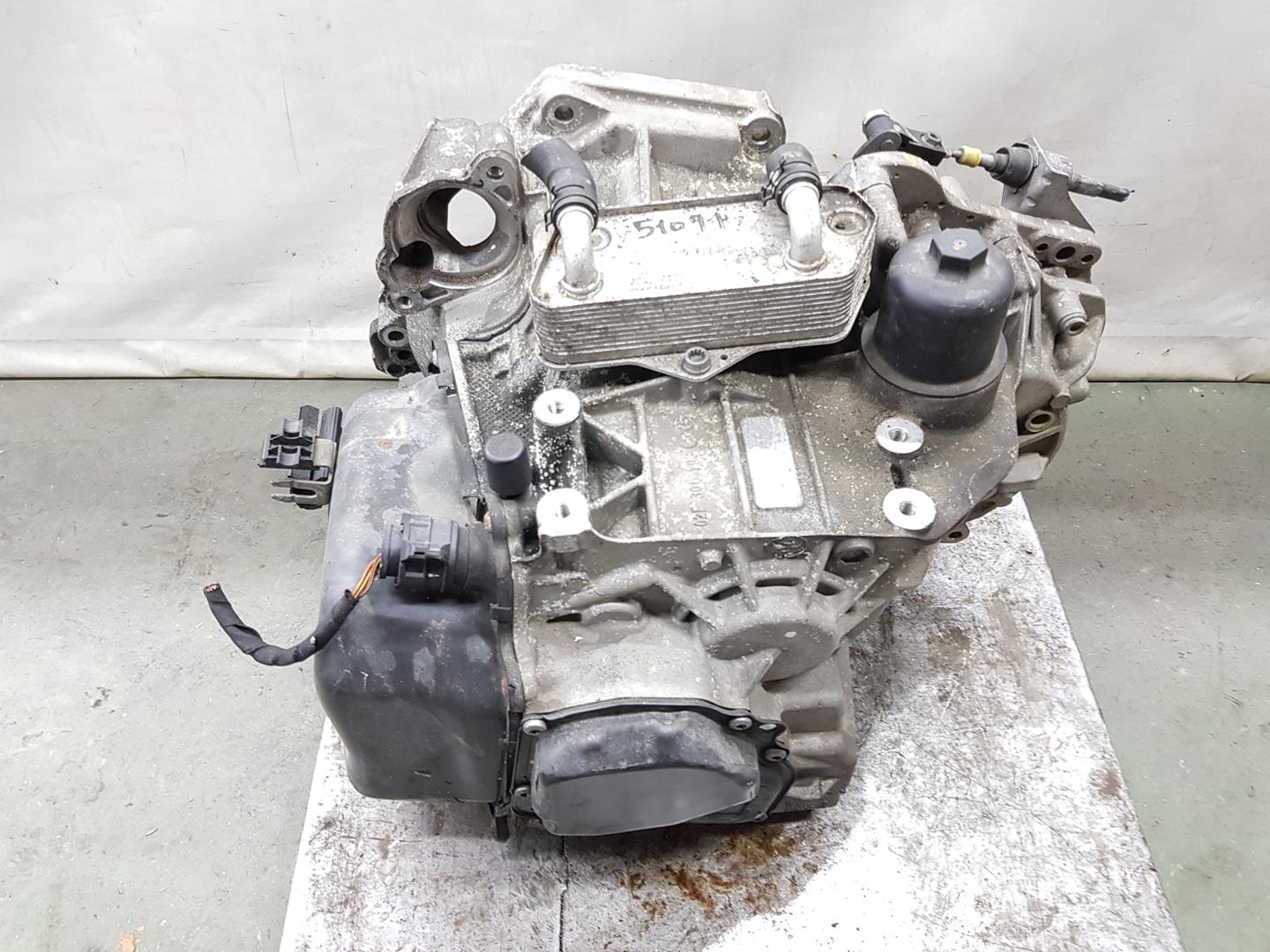 VOLKSWAGEN Passat B7 (2010-2015) Gearbox NJK, 03L100090J, 1141CB 23467632