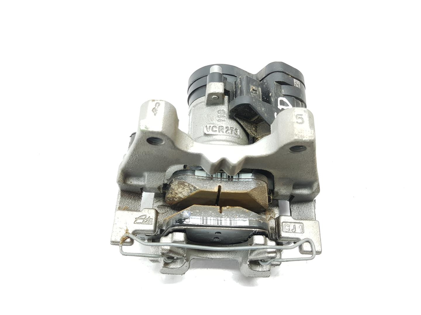 VOLKSWAGEN Passat Variant 1 generation (2010-2024) Rear Right Brake Caliper 3Q0615424E 21940834