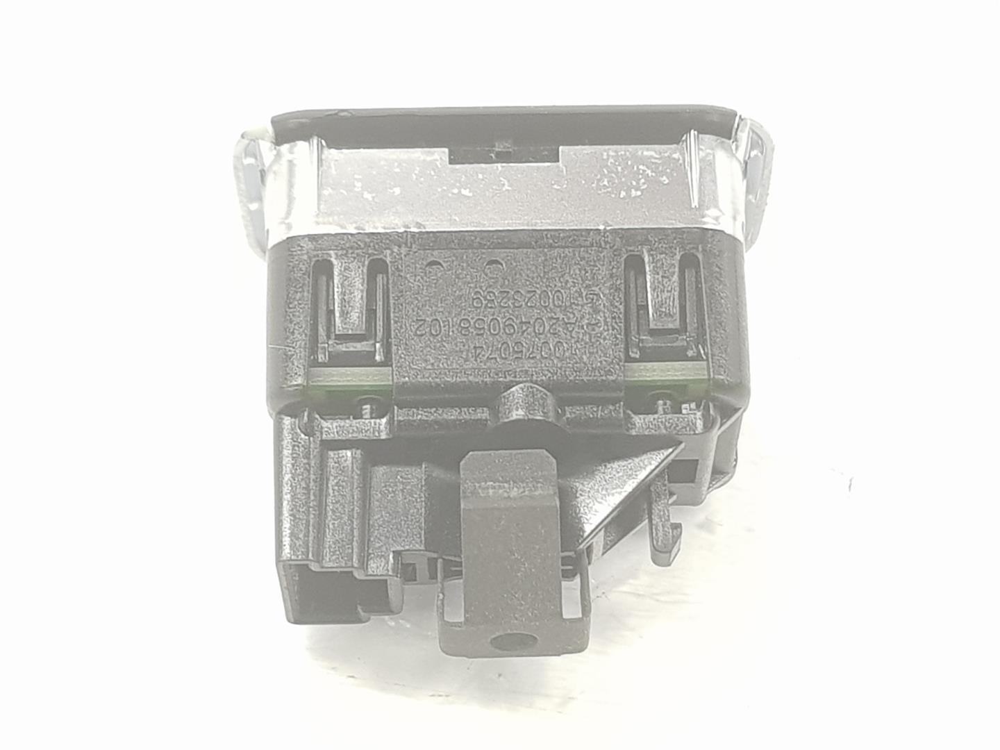 MERCEDES-BENZ CLA-Class C117 (2013-2016) Кнопка стеклоподъемника задней правой двери A2049058102, A2049058102, 2222DL 24857213