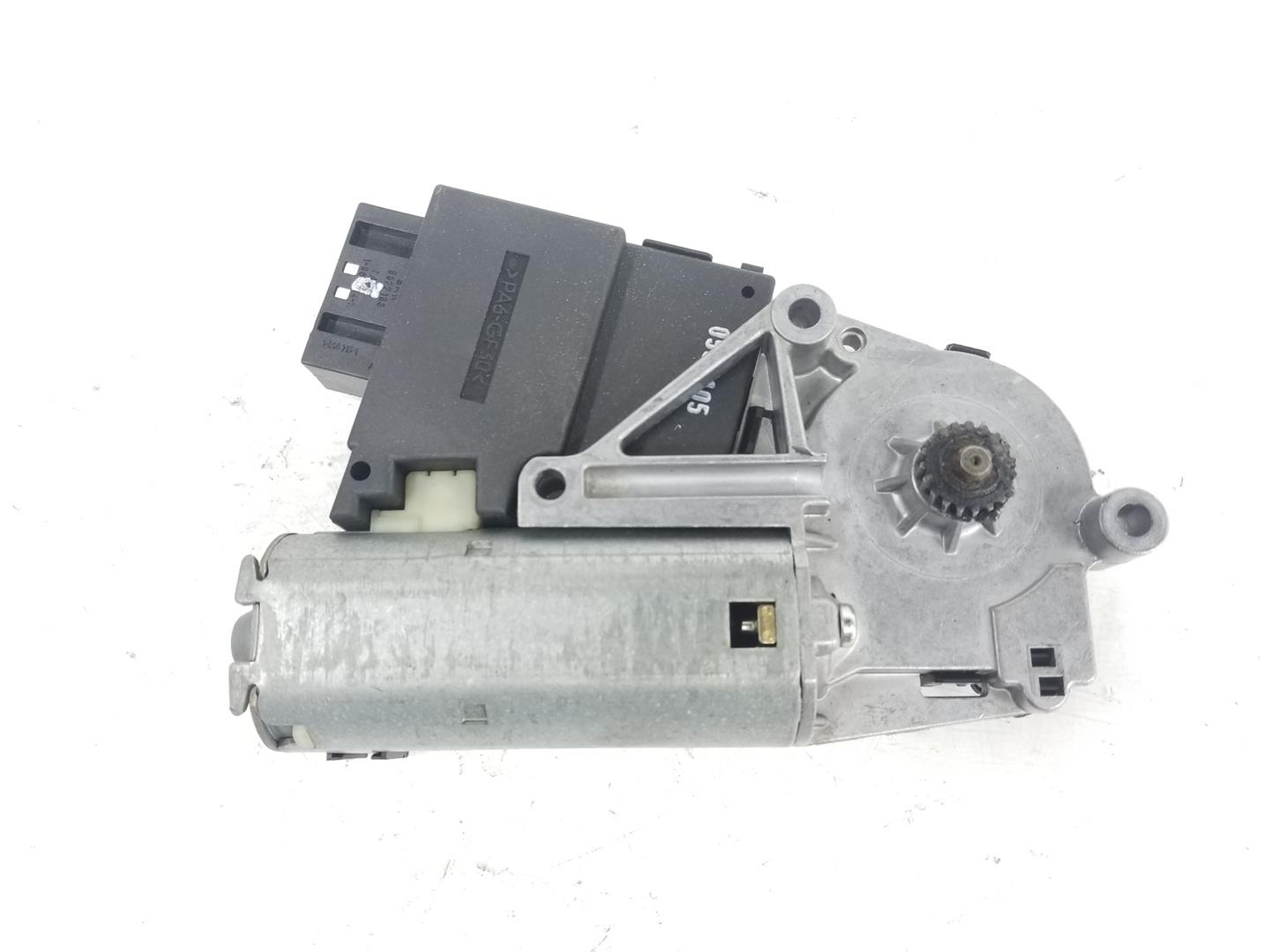 PONTIAC 5 Series E39 (1995-2004) Sunroof Control Module 67618381480, 67618381480 19776836