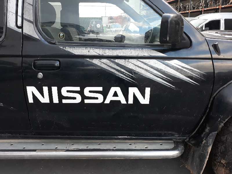 NISSAN Navara D22 (1997-2005) Galinių kairių durų stiklo pakelėjas 827212S710,82721VK90B 19620615