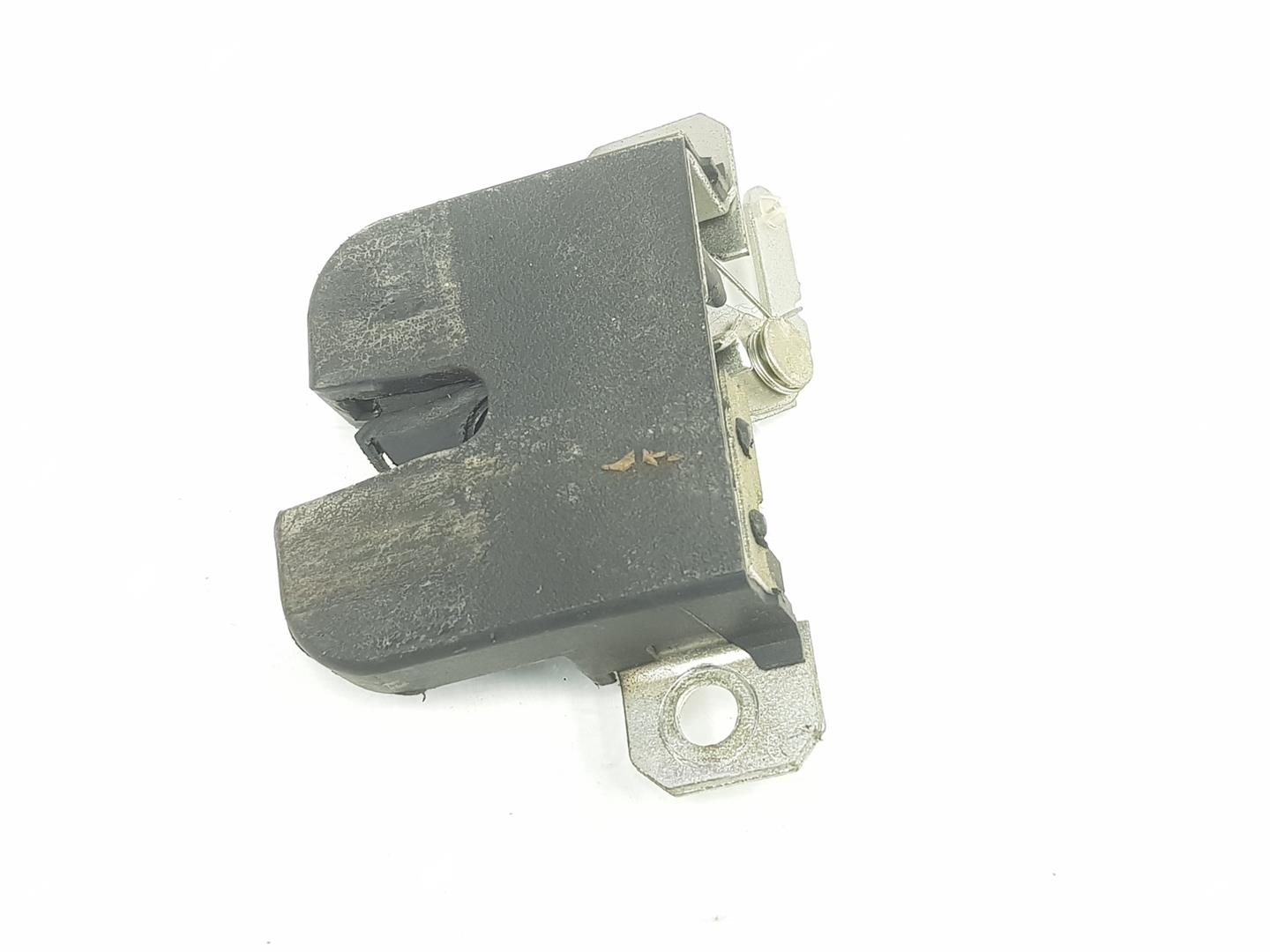 SEAT Leon 1 generation (1999-2005) Tailgate Boot Lock 6L6827505A, 6L6827505A 19742316