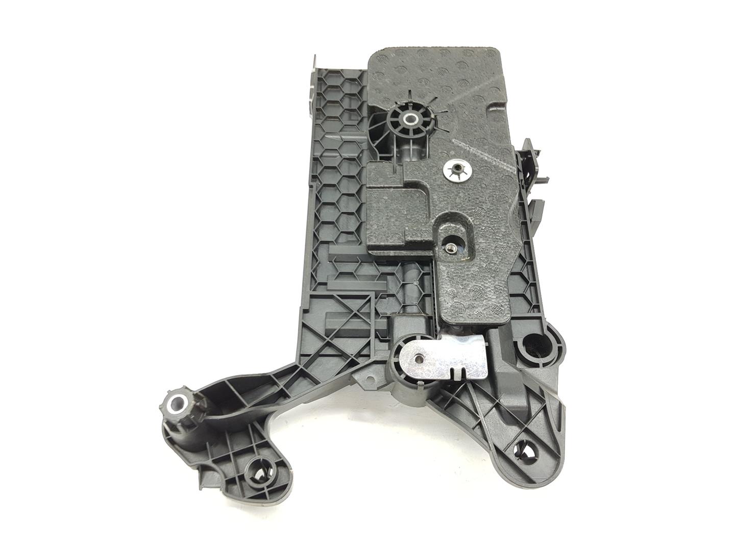 VOLKSWAGEN Passat Variant 1 generation (2010-2024) Battery holder 5Q0915331K, 5Q0915331K 24225188