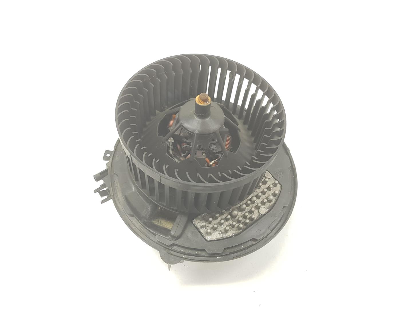 SEAT Leon 3 generation (2012-2020) Sildītāja ventilators 5Q1819021E, 5Q1819021E 19829362