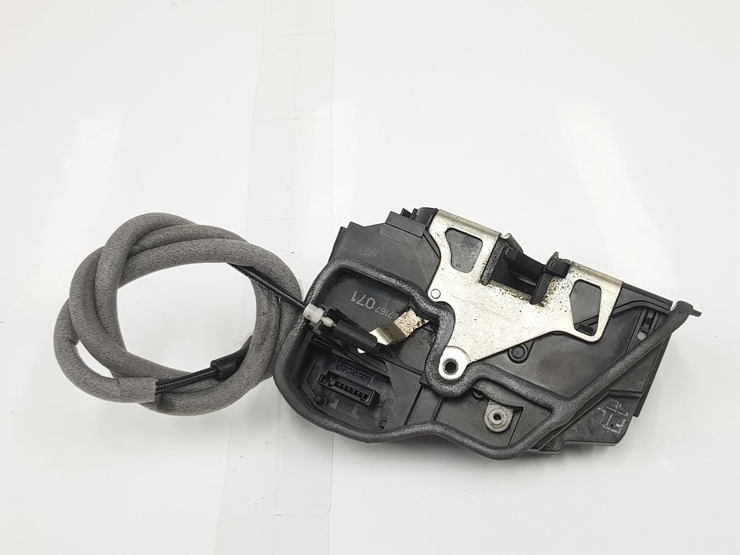 BMW 3 Series E90/E91/E92/E93 (2004-2013) Front Left Door Lock 7167071, 51217202143 23894325