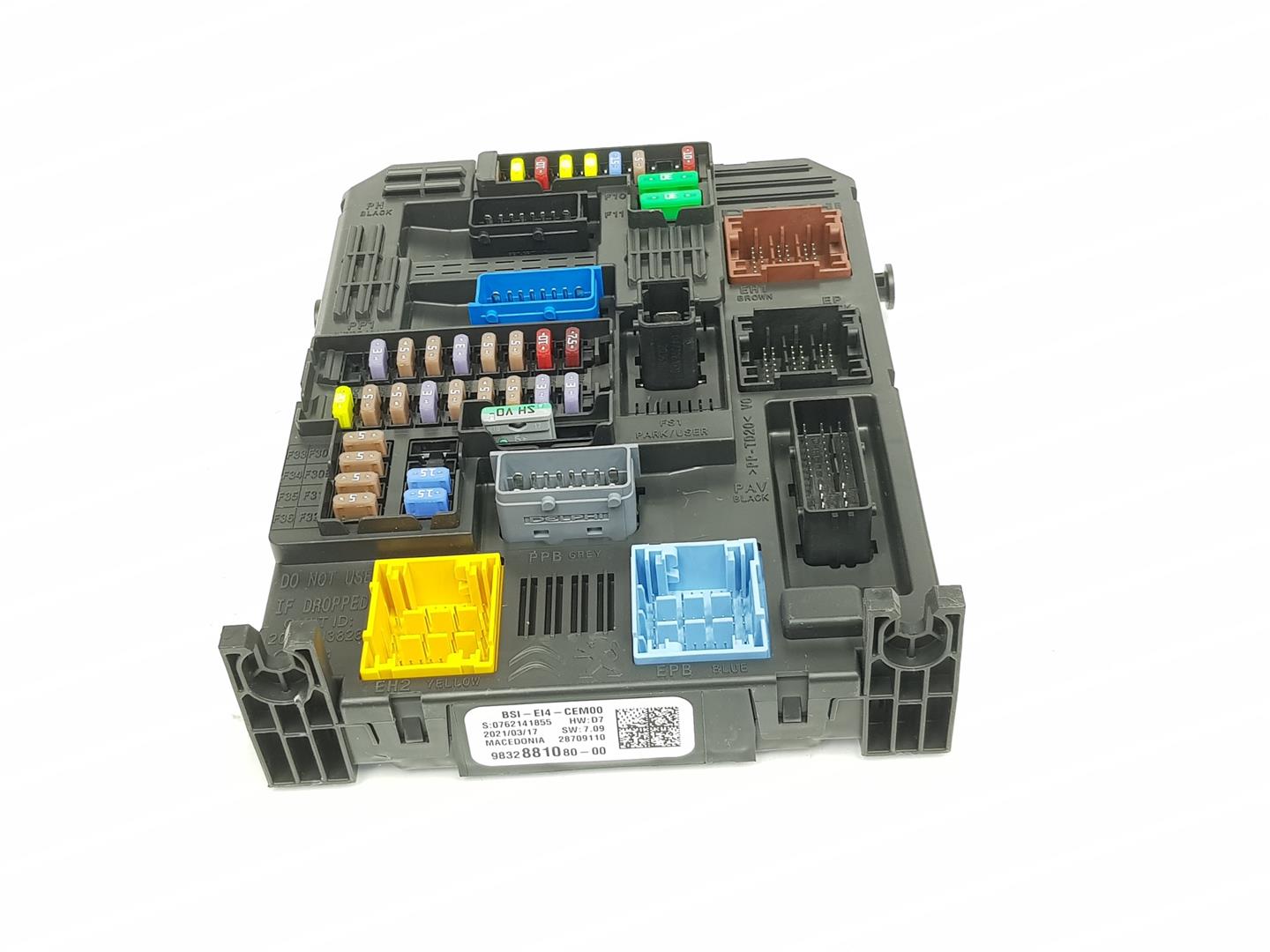 PEUGEOT 208 2 generation (2019-2023) Fuse Box 9832881080, 1681051780 24133270