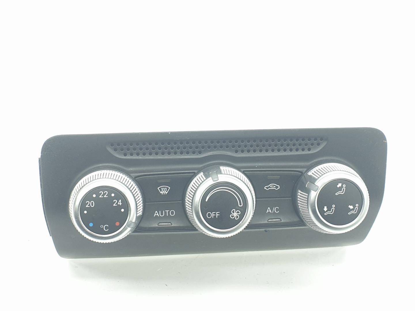 AUDI A1 8X (2010-2020) Klimato kontrolės (klimos) valdymas 8XA820043, 8XA820043 23499628