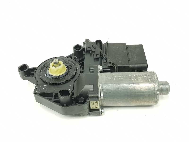 VOLKSWAGEN Golf 6 generation (2008-2015) Moteur de commande de vitre de porte arrière gauche 5K0959703D,5K0959703DVW2,01308214302222DL 19761124