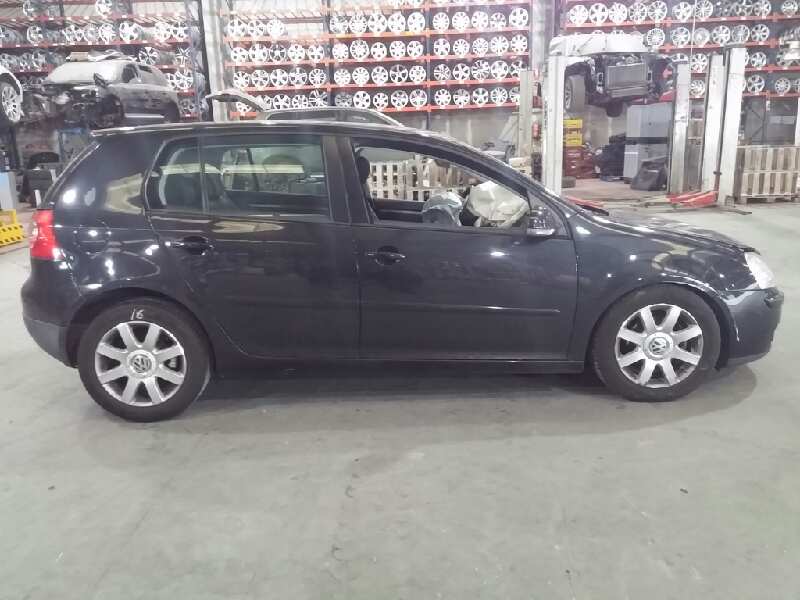 VOLKSWAGEN Golf 5 generation (2003-2009) Priekinių dešinių durų išorinė rankenėlė 3B0837205G, 3B0837205G, NEGRO 19568572