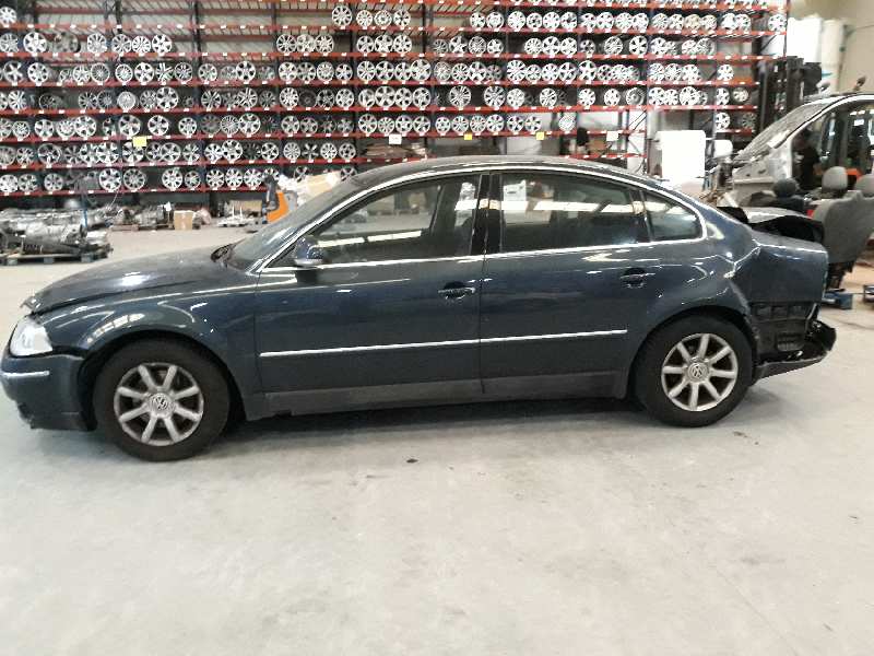 VOLKSWAGEN Passat B5 (1996-2005) Carenaj aripa stânga față 3B0809957A, 3B0809961F 19630957