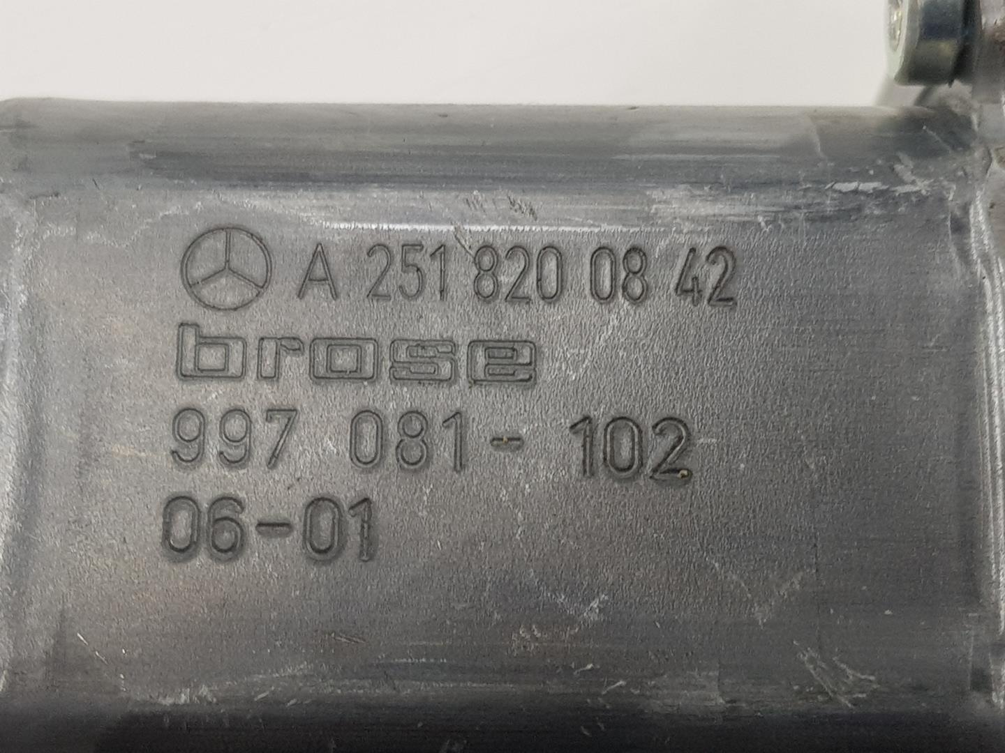 MERCEDES-BENZ M-Class W164 (2005-2011) Priekšējo labo durvju logu pacelšanas motorīts A2518200842, A2518200842 24251244