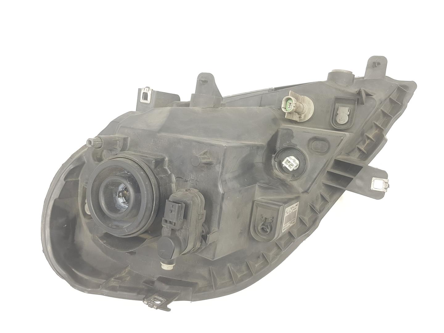 RENAULT Front Right Headlight 8200701356, 8200701356 24243084