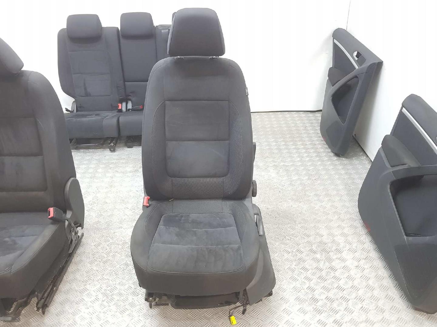 VOLKSWAGEN Tiguan 1 generation (2007-2017) Seats ASIENTOSTELA, ASIENTOSMANUALES, CONPANELES 19747737