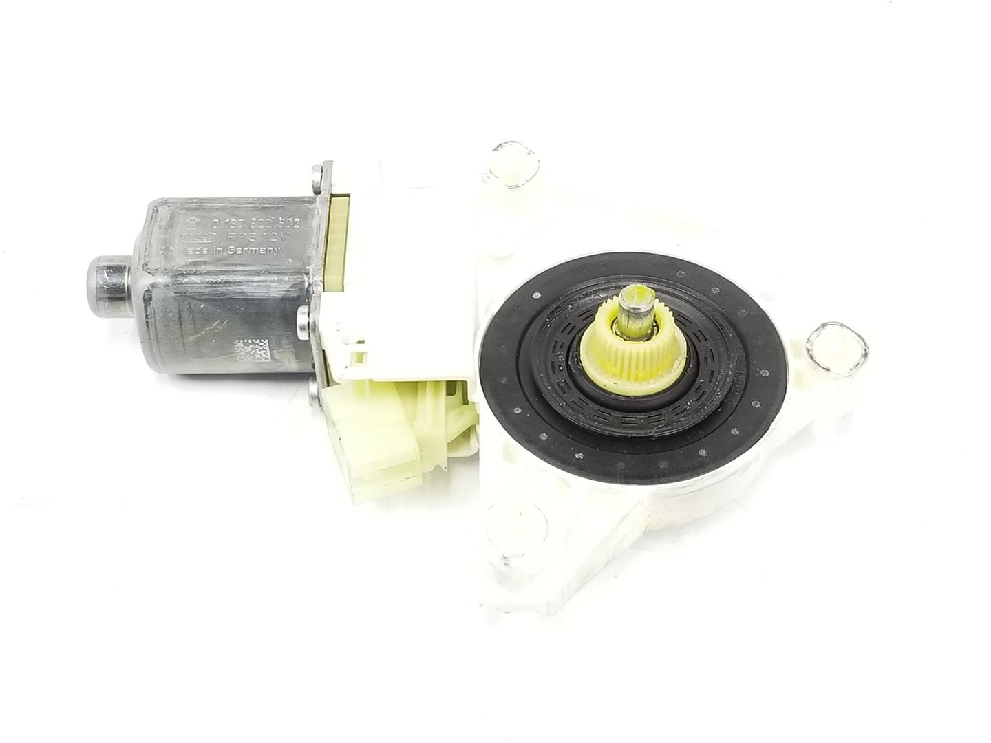 MERCEDES-BENZ GLK-Class X204 (2008-2015) Front Right Door Window Control Motor A2048200242, 2048200242 19788601