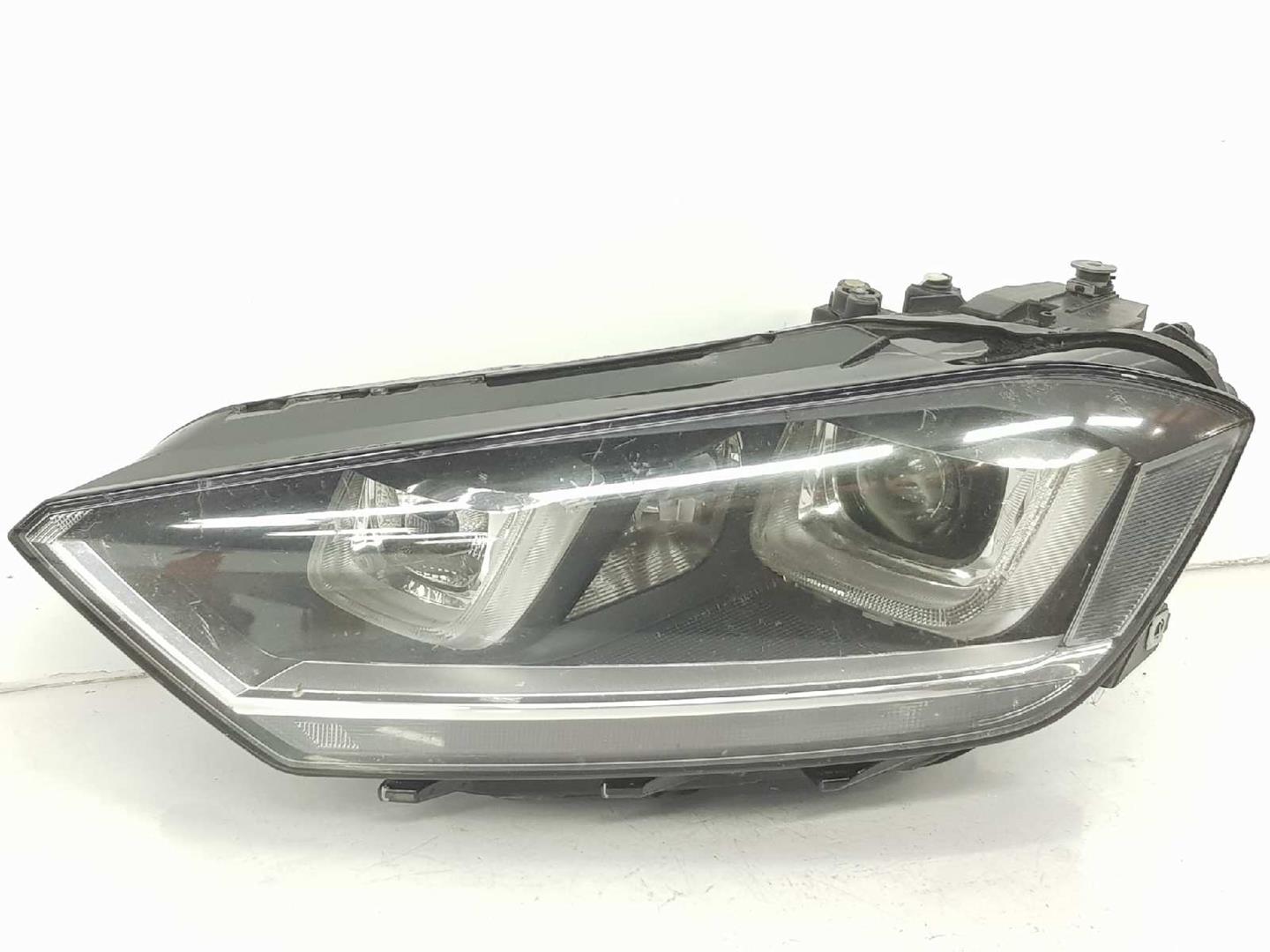 VOLKSWAGEN Variant VII TDI (2014-2024) Front Left Headlight 517941751B,XENON,90056238 19734060