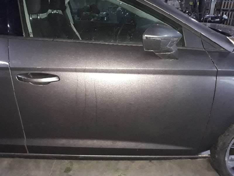 SEAT Leon 3 generation (2012-2020) Наружная ручка задней левой двери 5G0837205N, 5G0837205N 24170573