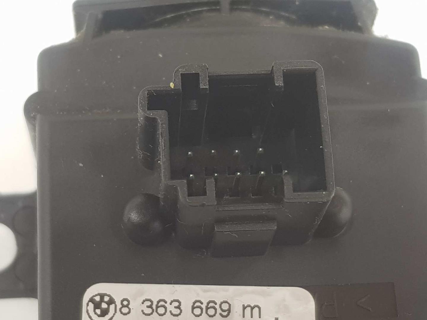 BMW X3 E83 (2003-2010) Поверніть ручку перемикача 61318363668,61318363668 19681561