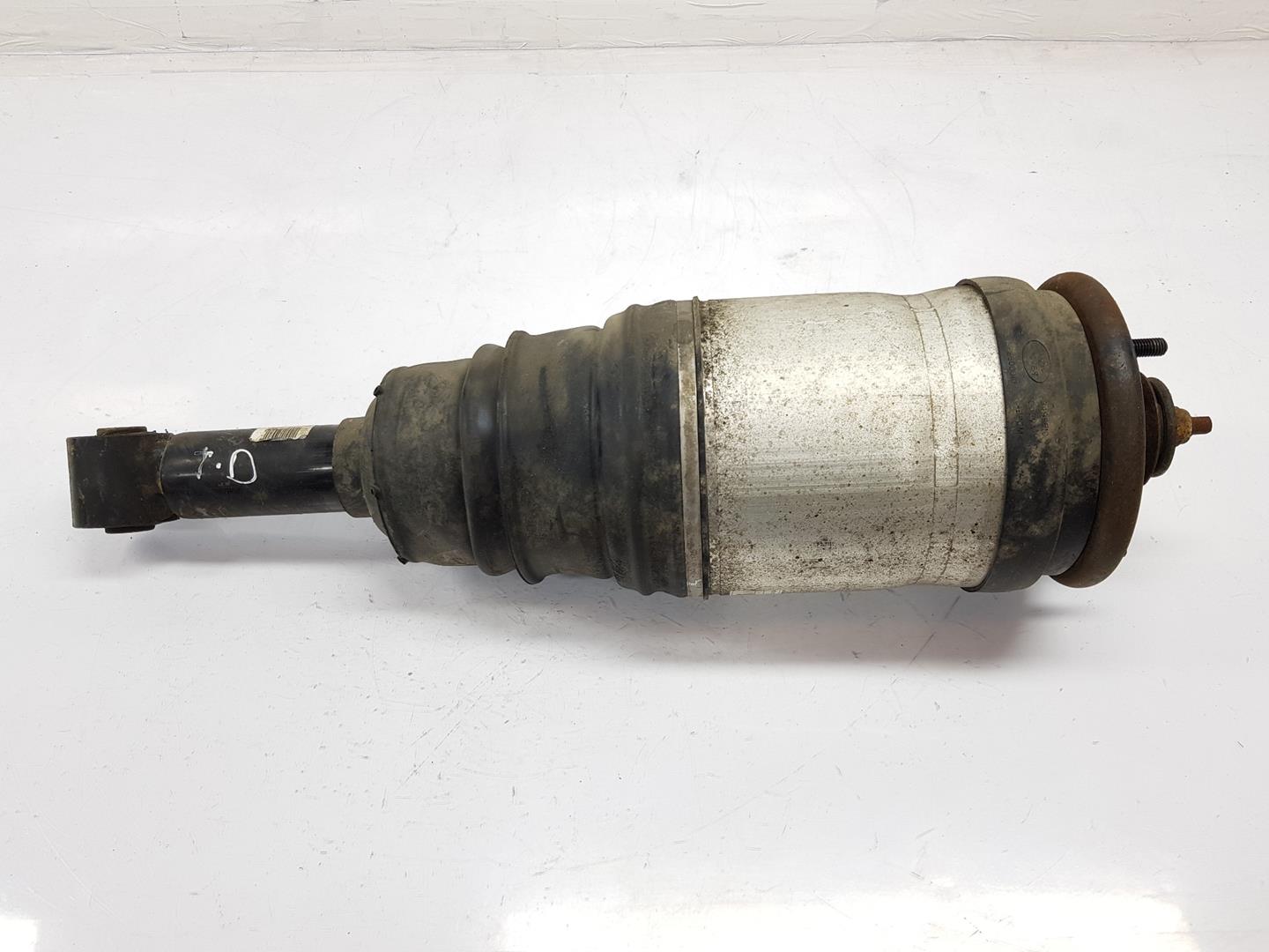 LAND ROVER Discovery 3 generation (2004-2009) Rear Right Shock Absorber LR014195, AH2218W002AA 24214754