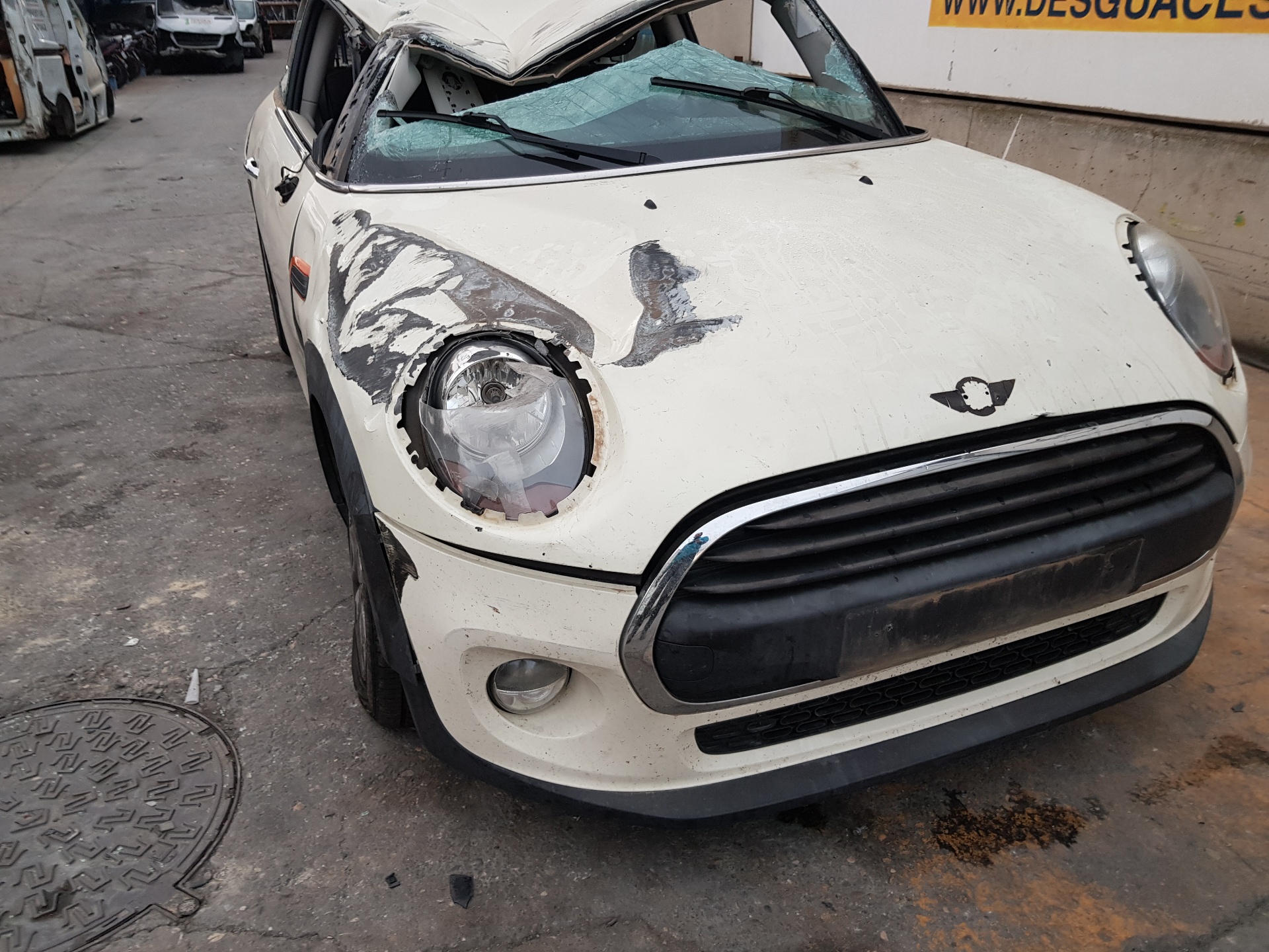 MINI Cooper F56 (2013-2020) Bal hátsó kerékagy orsója 15677210,8842877 23751540