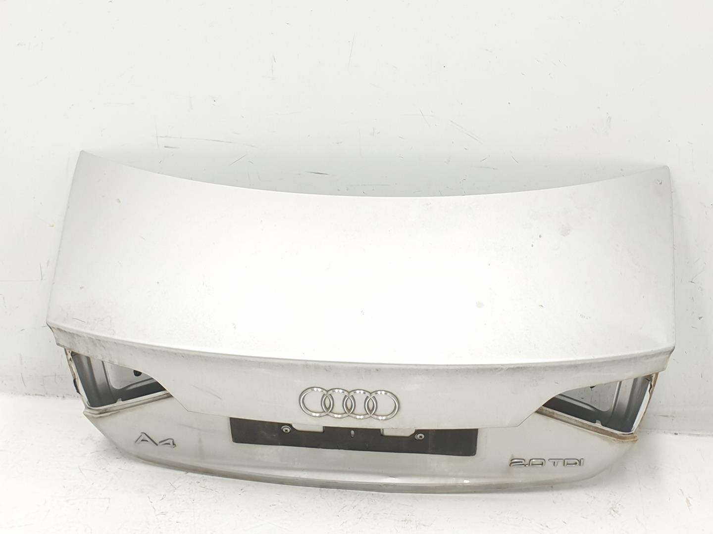 AUDI A4 B8/8K (2011-2016) Bagasjelokk bak 8K5827023AE,8K5827023AE,COLORGRISX7W 24390435