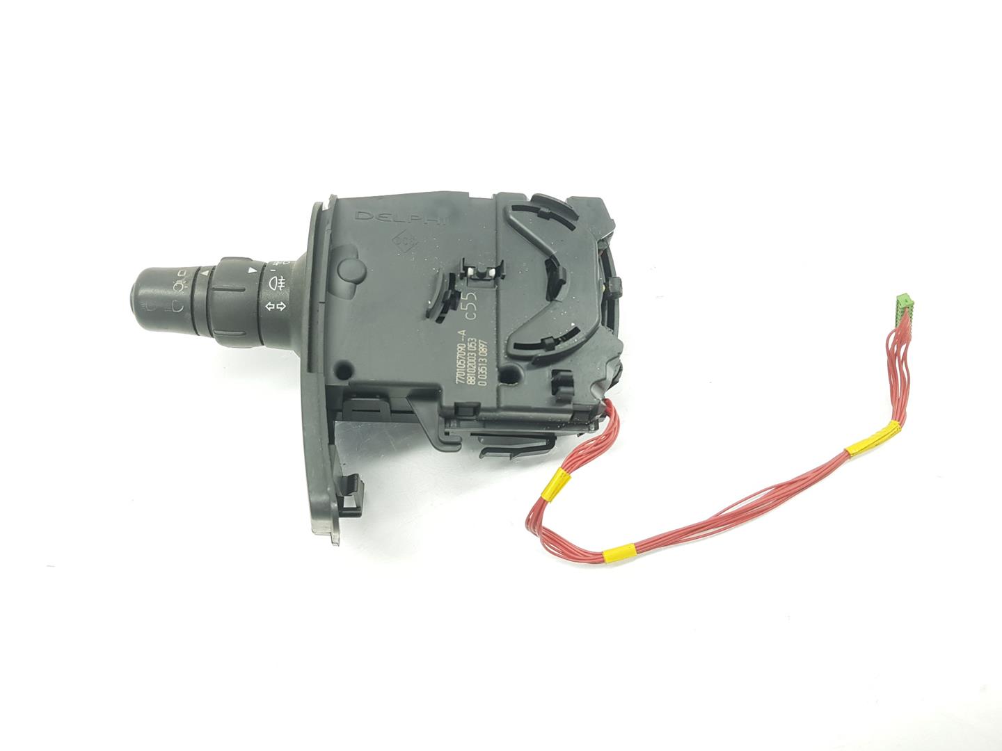 RENAULT Modus 1 generation (2004-2012) поворота переключение  7701057090, 7701057090 24190902